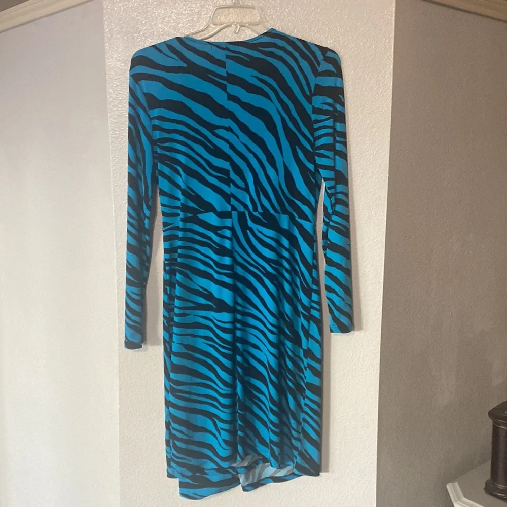 Size large - Picture 2 of 2